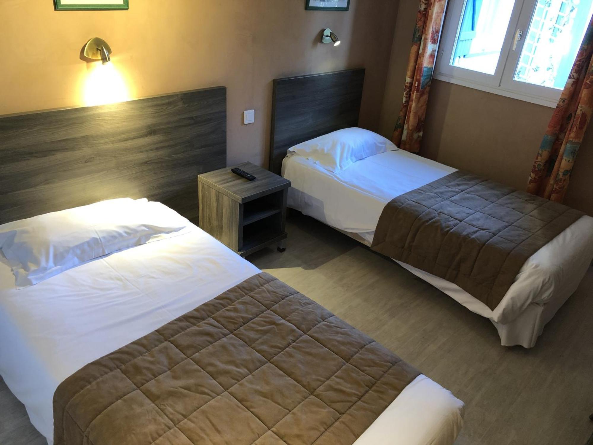 Hotel Des 4 Vents Aigues-Mortes Zimmer foto